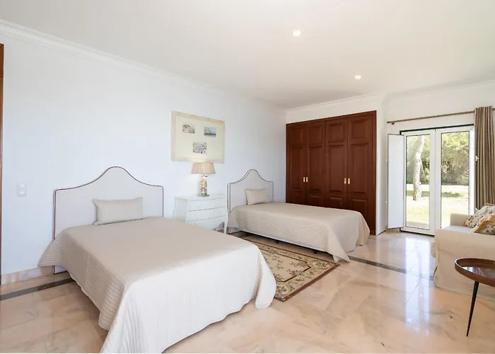 Villa Monte Da Bela Vista 'paradise' By Sapvillas *