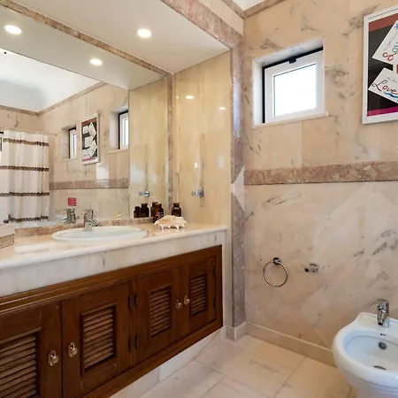 Monte Da Bela Vista 'paradise' By Sapvillas Villa *