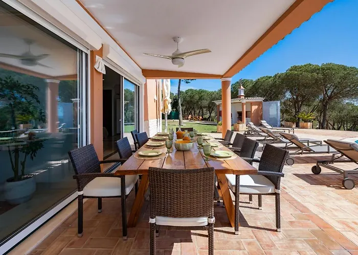 Villa Monte Da Bela Vista 'paradise' By Sapvillas *